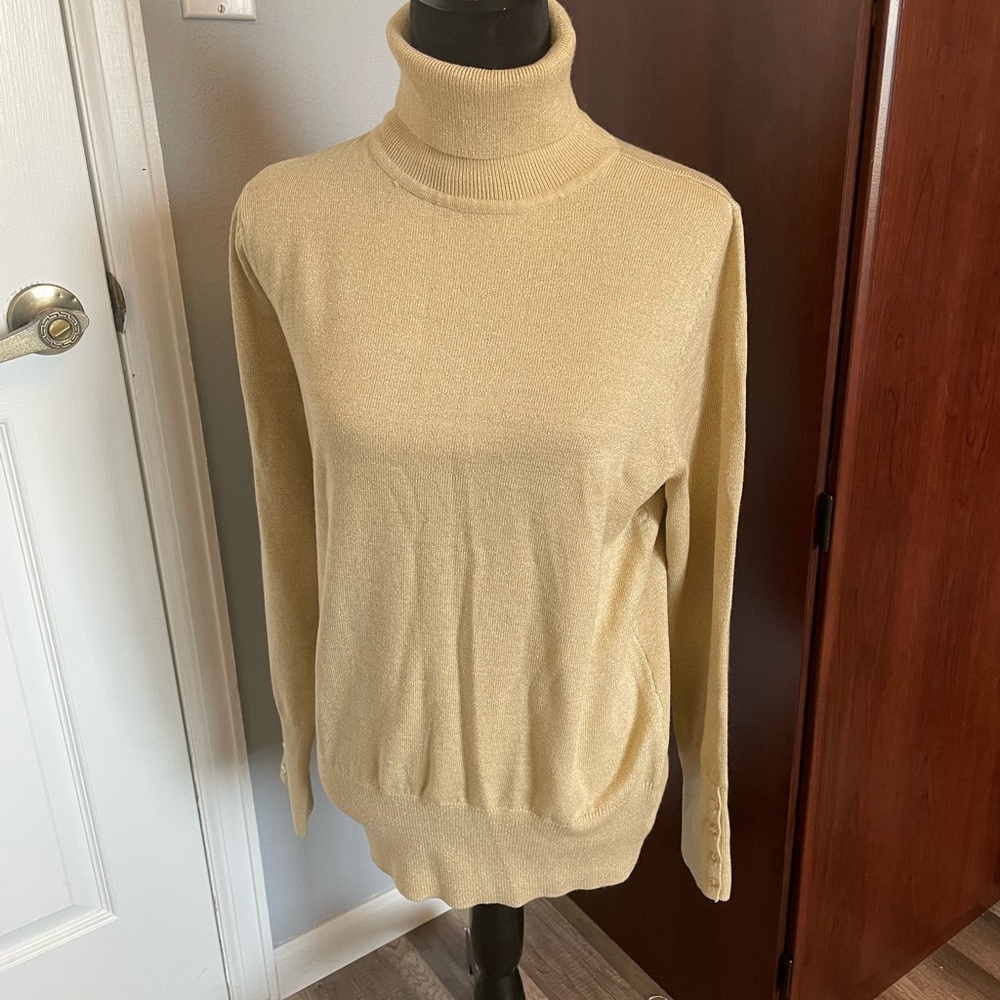 JM Collection Gold Turtleneck Sweater NWOT Size M